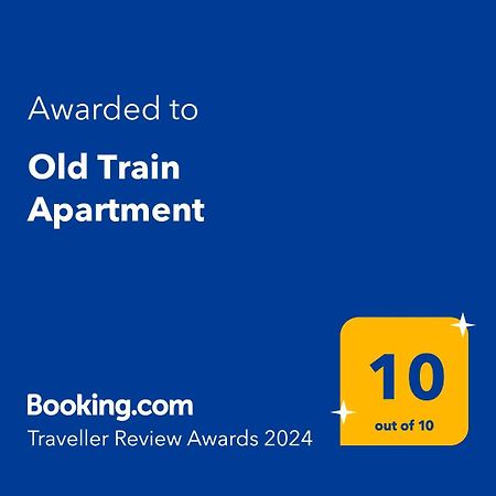 Old Train Apartment Tirana Bagian luar foto